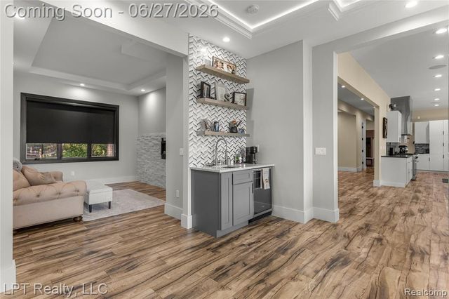 5029 Forest Valley Drive, Clarkston, MI 48348