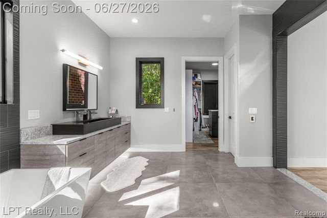 5029 Forest Valley Drive, Clarkston, MI 48348
