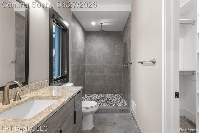 5029 Forest Valley Drive, Clarkston, MI 48348