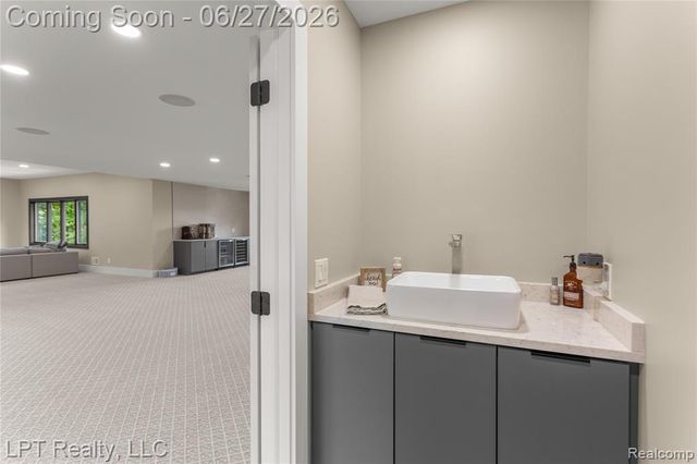 5029 Forest Valley Drive, Clarkston, MI 48348