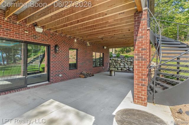 5029 Forest Valley Drive, Clarkston, MI 48348