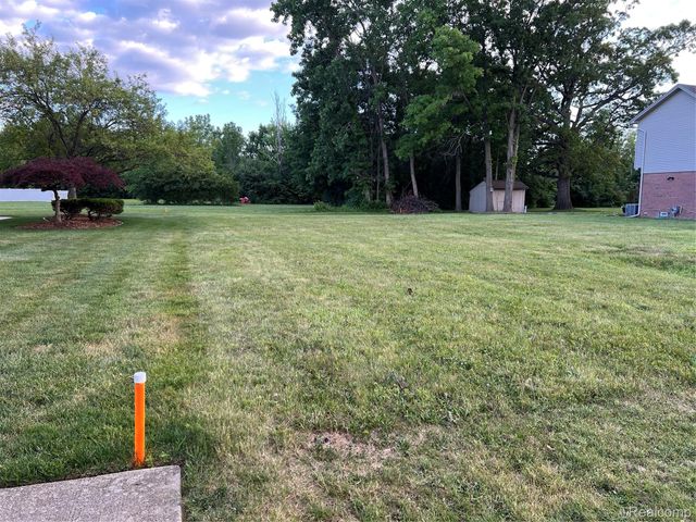 16689 Carter, Woodhaven, MI 48183