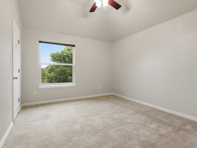 217 Cox Drive, Fate, TX 75087