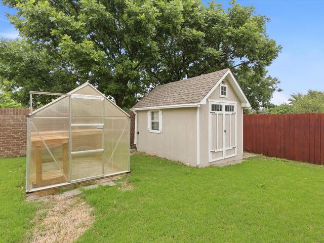 217 Cox Drive, Fate, TX 75087