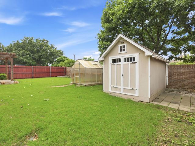 217 Cox Drive, Fate, TX 75087