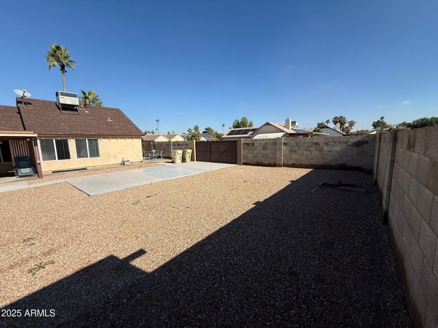 5535 W WILLOW Avenue, Glendale, AZ 85304