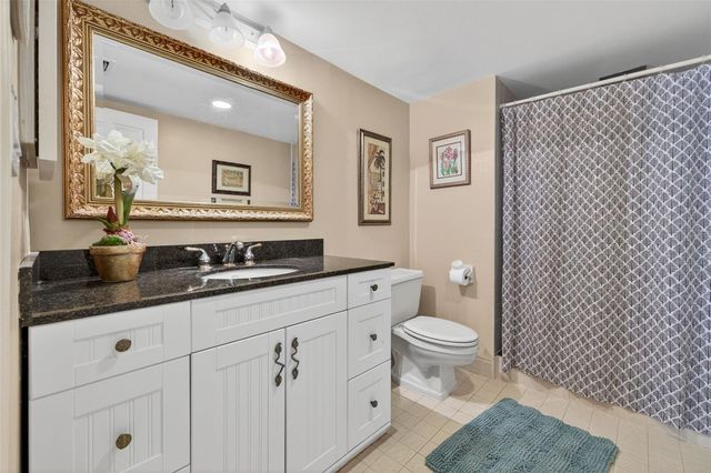 14820 14820 RUE DE BAYONNE APT 402, Clearwater, FL 33762