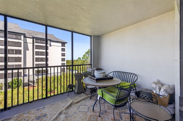 14820 14820 RUE DE BAYONNE APT 402, Clearwater, FL 33762