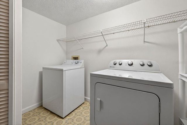 14820 14820 RUE DE BAYONNE APT 402, Clearwater, FL 33762