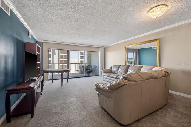 14820 14820 RUE DE BAYONNE APT 402, Clearwater, FL 33762