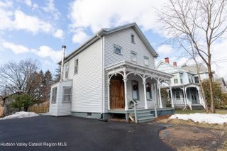 244 Broadway, Port Ewen, NY 12466