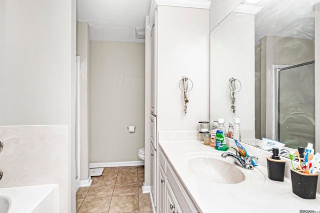 33755 Perkins Crossing Rd, Walker, LA 70785