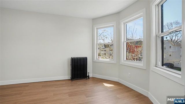 158 15th Street, East Orange, NJ 07017