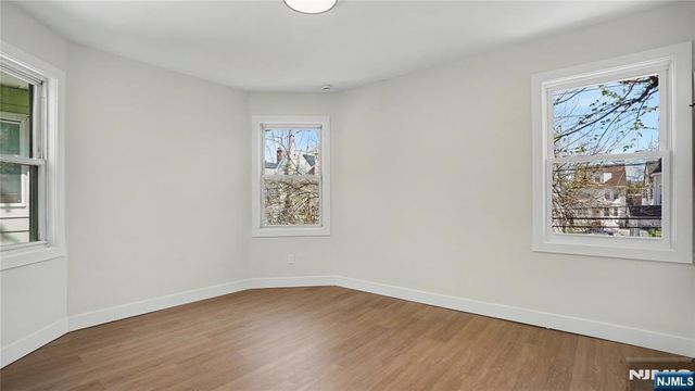 158 15th Street, East Orange, NJ 07017