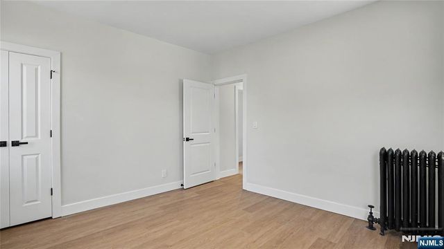 158 15th Street, East Orange, NJ 07017