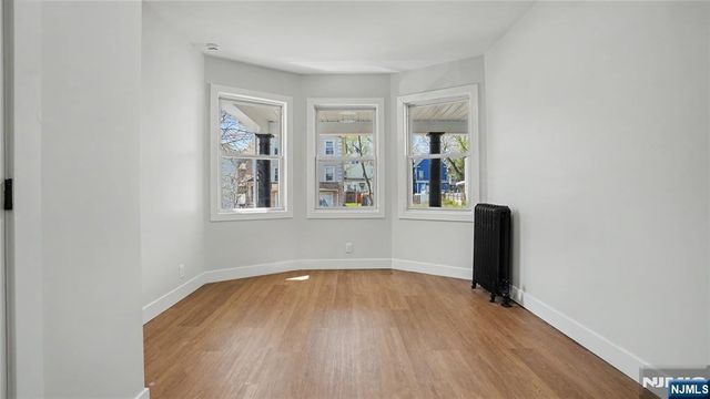 158 15th Street, East Orange, NJ 07017