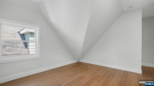 158 15th Street, East Orange, NJ 07017