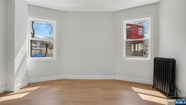 158 15th Street, East Orange, NJ 07017