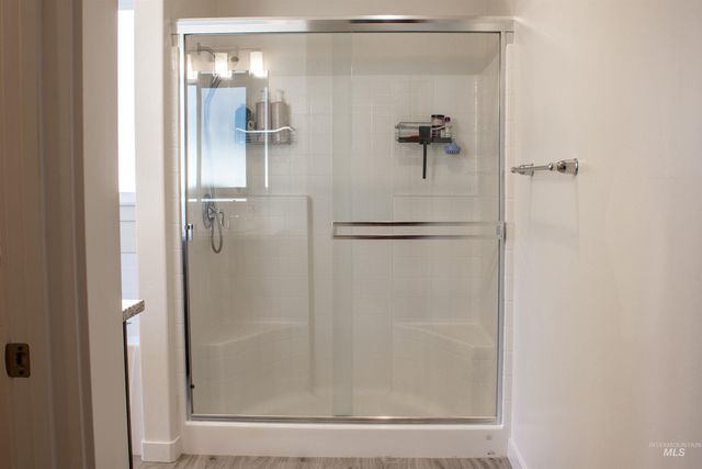 2718 Whispering Pine Dr, Twin Falls, ID 83301