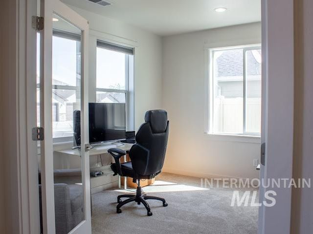 2718 Whispering Pine Dr, Twin Falls, ID 83301