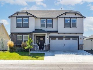 2718 Whispering Pine Dr, Twin Falls, ID 83301