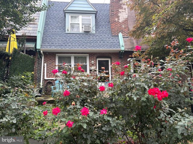 240 LYNN BLVD N, Upper Darby, PA 19082