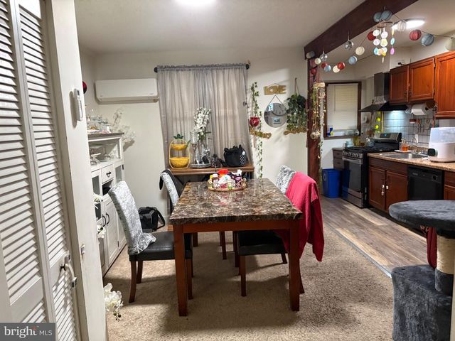 240 LYNN BLVD N, Upper Darby, PA 19082