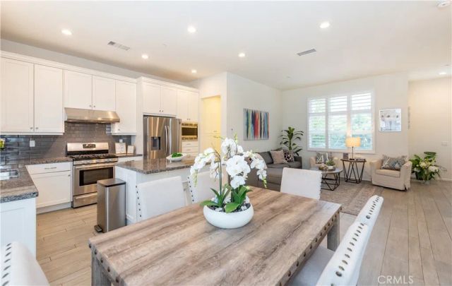 53 Strawberry, Irvine, CA 92620