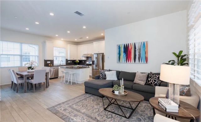 53 Strawberry, Irvine, CA 92620