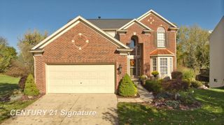 279 Valley Stream Drive, Holly, MI 48442