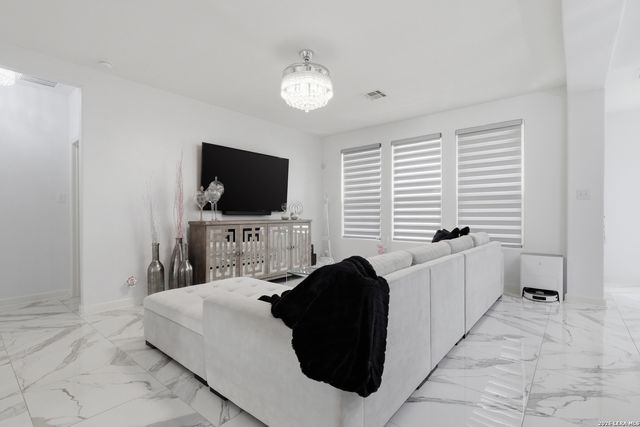 1822 Virgil Path, San Antonio, TX 78245