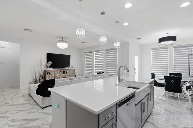 1822 Virgil Path, San Antonio, TX 78245