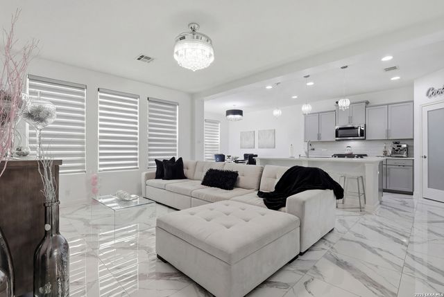 1822 Virgil Path, San Antonio, TX 78245