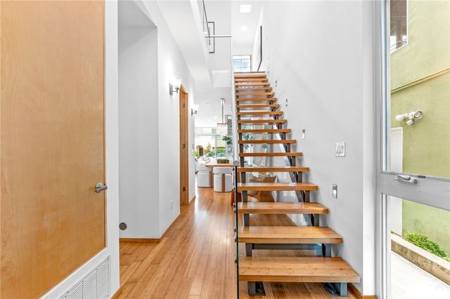 210 43rd Street, Newport Beach, CA 92663