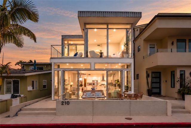 210 43rd Street, Newport Beach, CA 92663