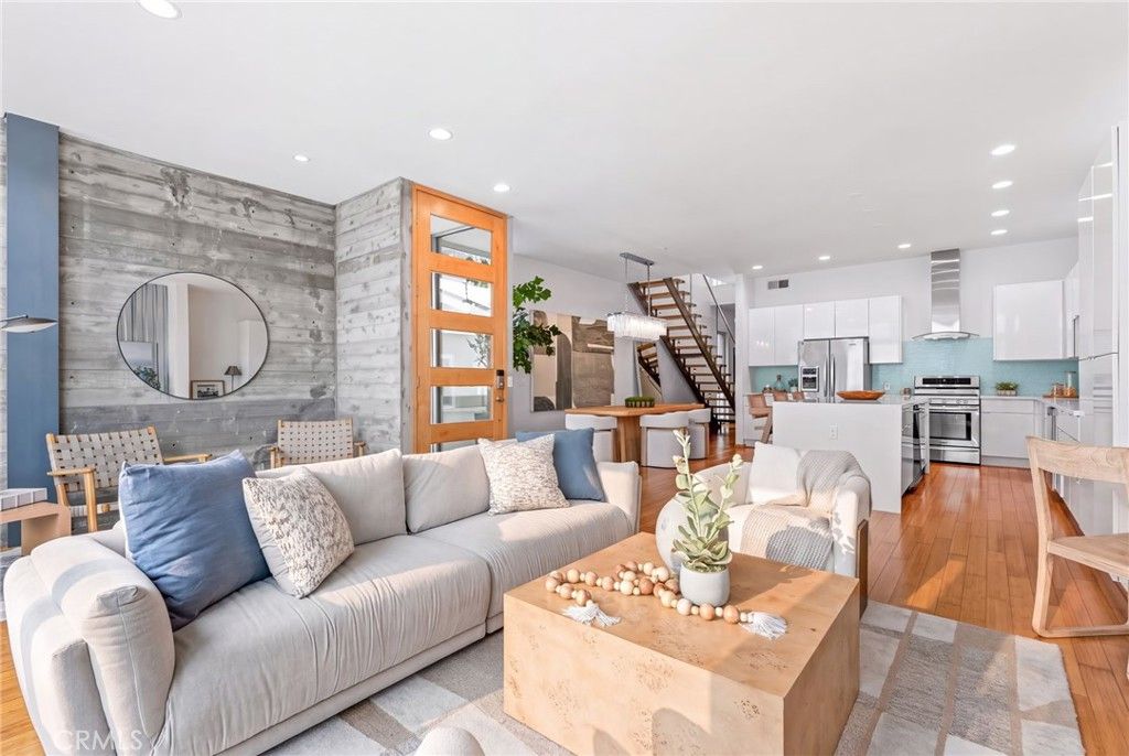 210 43rd Street, Newport Beach, CA 92663 — photo 3