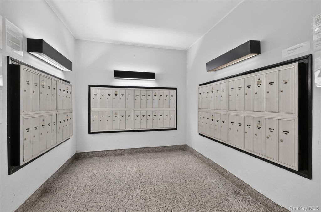 29-30 137th Street 3K, Flushing, NY 11354 — photo 5