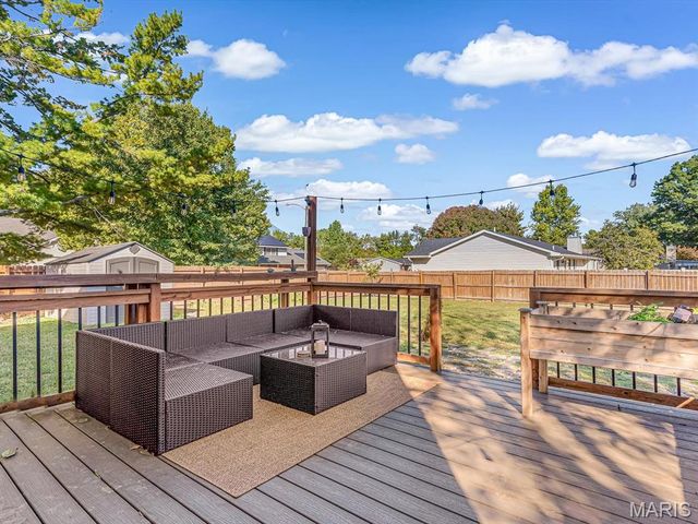 1117 Cobblestone Drive, Edwardsville, IL 62025