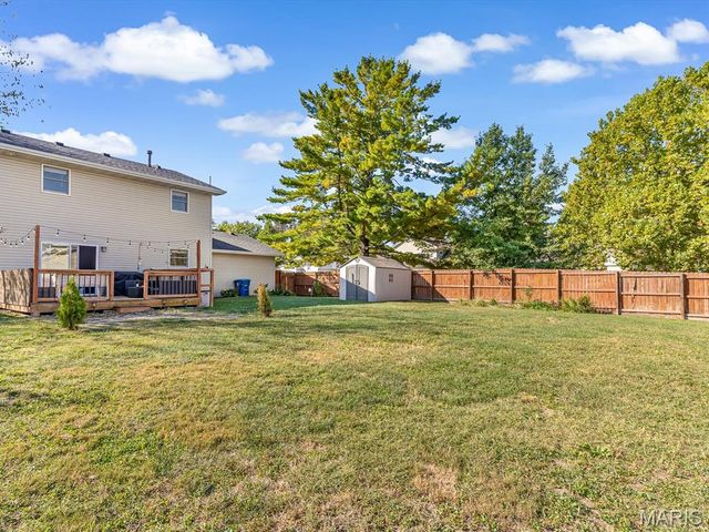 1117 Cobblestone Drive, Edwardsville, IL 62025