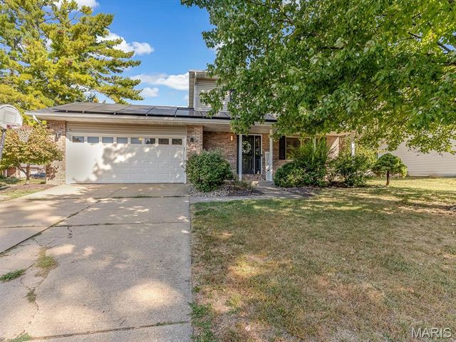1117 Cobblestone Drive, Edwardsville, IL 62025