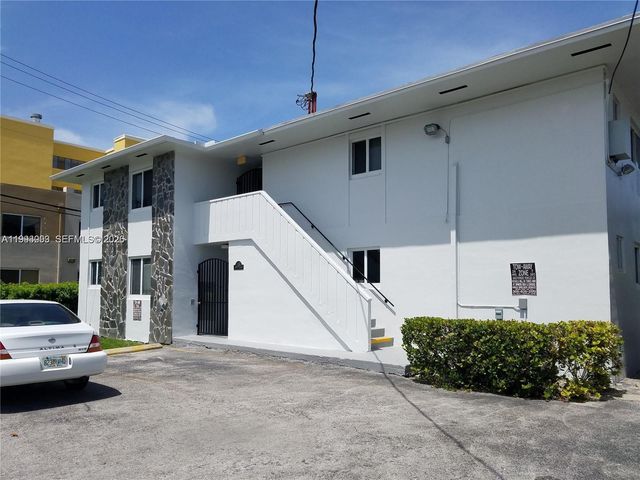 35 SW 21st Ave 4, Miami, FL 33135