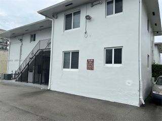 35 SW 21st Ave 4, Miami, FL 33135
