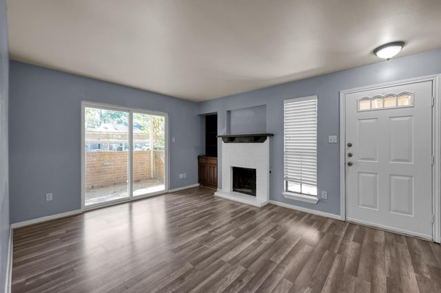 3500 Tangle Brush Drive 40, The Woodlands, TX 77381