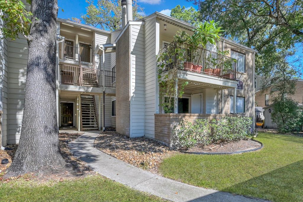 3500 Tangle Brush Drive 40, The Woodlands, TX 77381