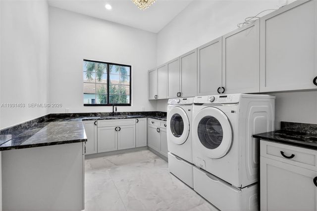 14891 SW 20th Street, Davie, FL 33326