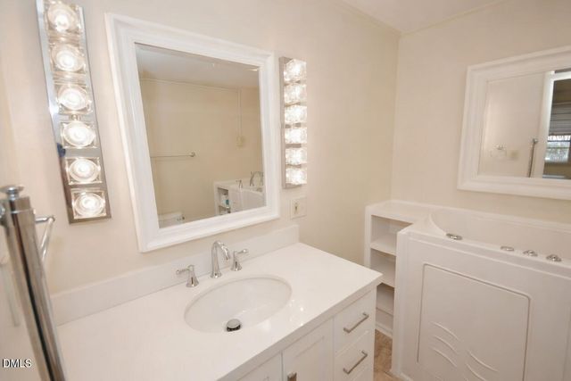 306 Plainview Avenue, Raleigh, NC 27604