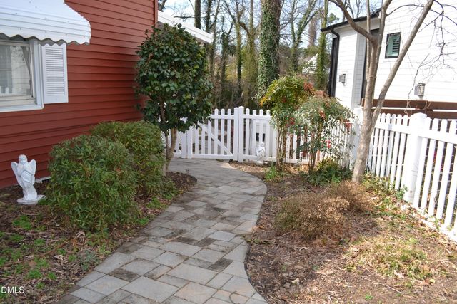 306 Plainview Avenue, Raleigh, NC 27604