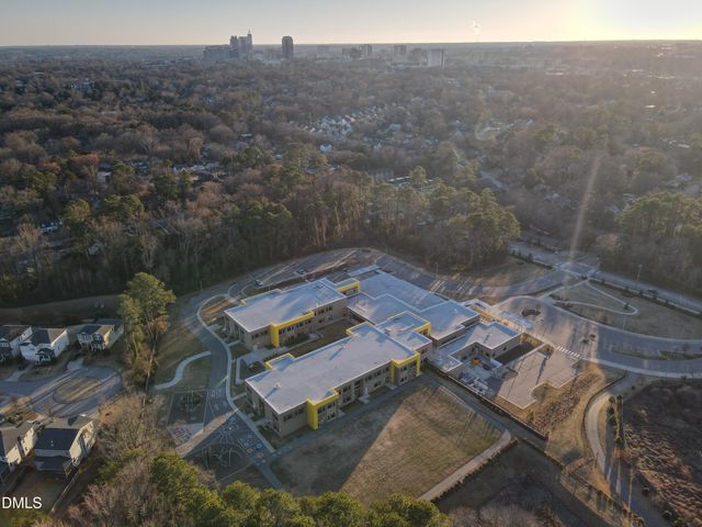 306 Plainview Avenue, Raleigh, NC 27604