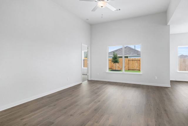 1521 Harvester Drive, Fort Worth, TX 76140