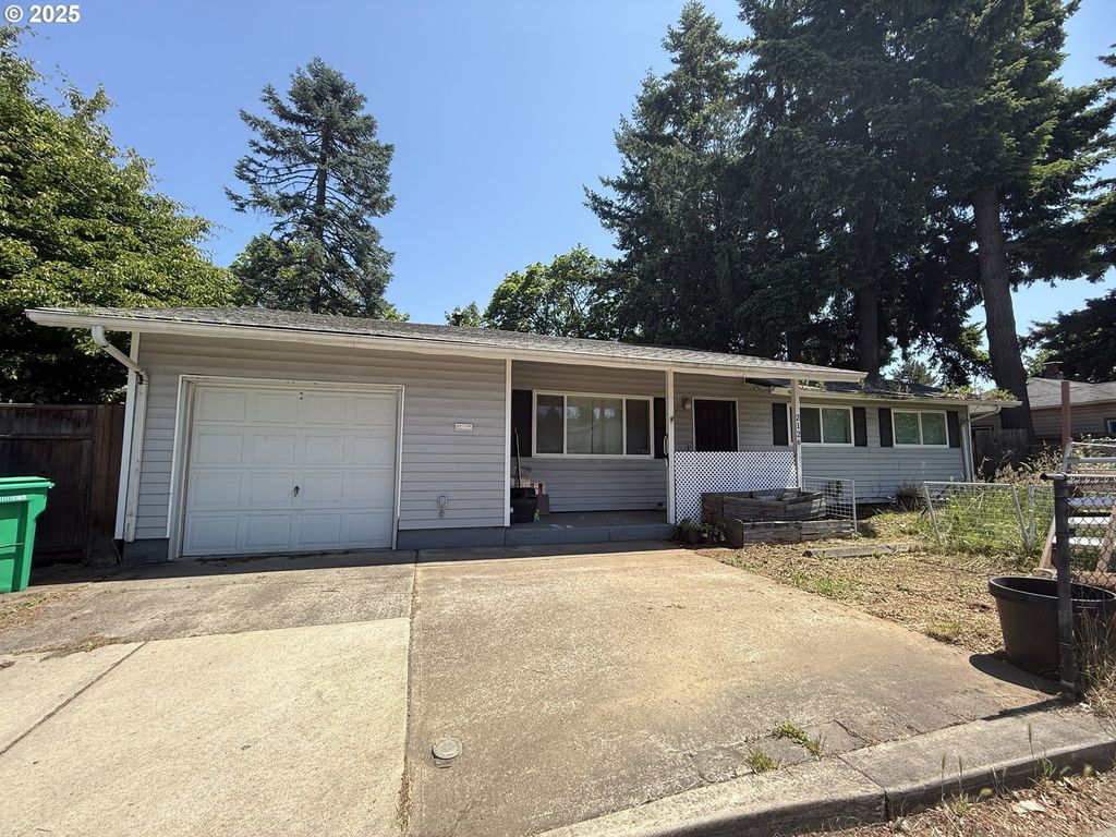 2126 Se 162nd Ave, Portland, OR 97233
